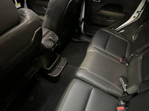 New 2024 Jeep Wrangler Sahara w/ Technology Group image 11