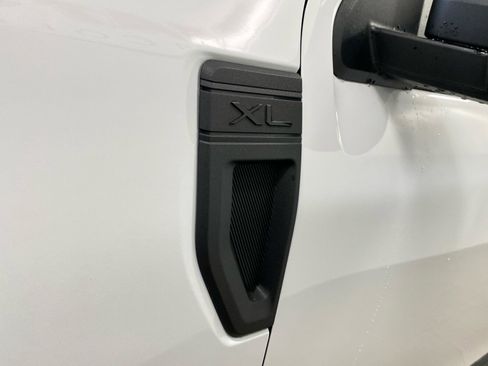 New 2026 Ford Maverick XL image 13