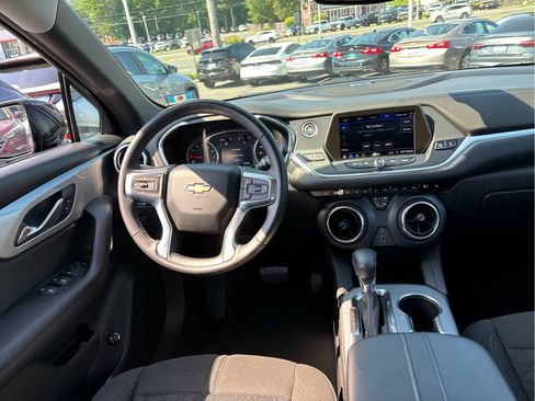 Certified 2020 Chevrolet Blazer LT FWD image 23