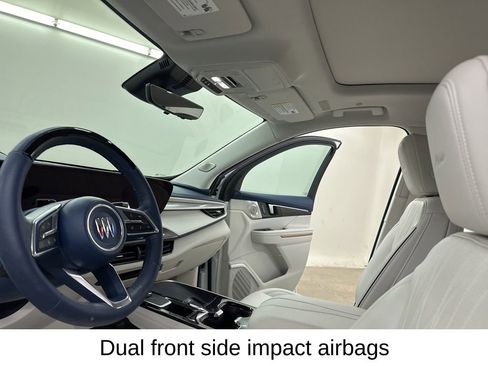 Used 2025 Buick Enclave Avenir w/ Super Cruise Package image 32