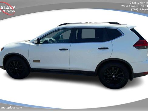 Used 2017 Nissan Rogue SV FWD image 8