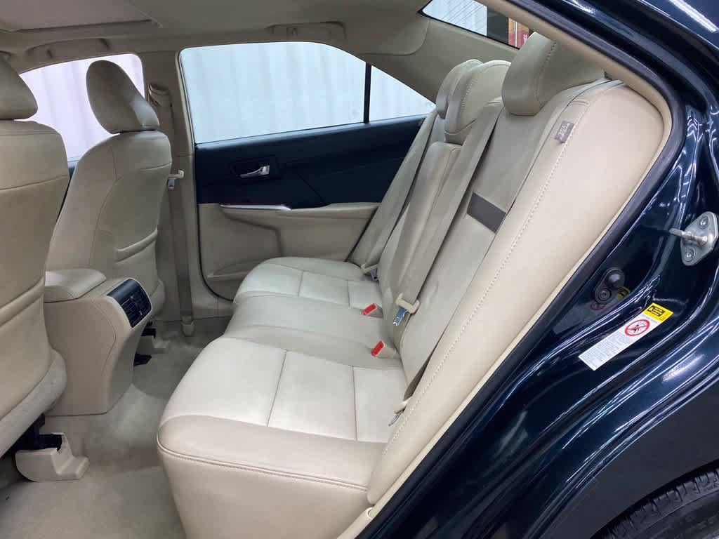 Used 2013 Toyota Camry XLE FWD image 15