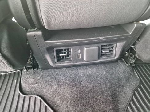 Used 2022 GMC Sierra 1500 Elevation AWD/4WD image 16