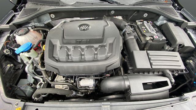 Used 2020 Volkswagen Passat 2.0T R-Line FWD image 25