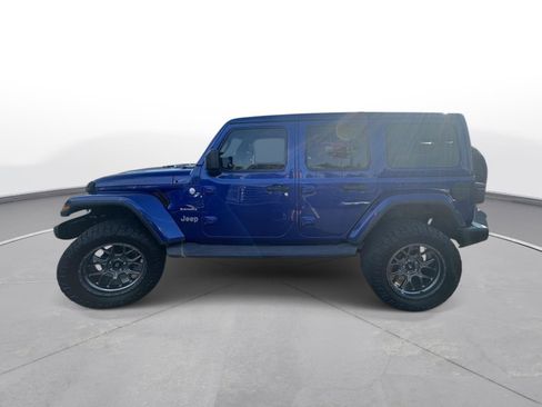 Used 2019 Jeep Wrangler Unlimited Sahara AWD/4WD image 9
