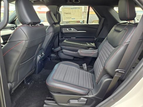 New 2026 Ford Explorer ST-Line w/ ST-Line Street Pack AWD/4WD image 7