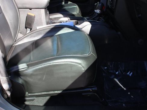 Used 2021 Jeep Wrangler Unlimited Sahara w/ Dual Top Group image 32