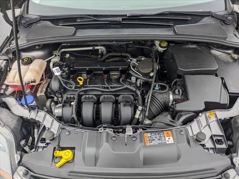 Used 2014 Ford Focus Titanium image 21