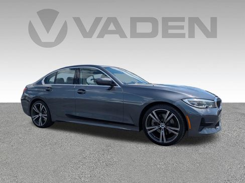 Used 2021 BMW 330i Sedan w/ Convenience Package RWD image 3