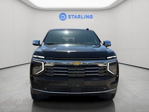 Certified 2025 Chevrolet Suburban Premier RWD image 15