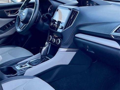 Used 2022 Subaru Forester Limited w/ Popular Package #2 image 33