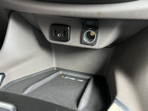 Used 2019 Chevrolet Traverse Premier AWD/4WD image 28