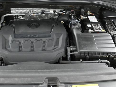 Used 2022 Volkswagen Tiguan SE R-Line FWD image 30