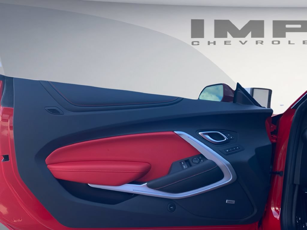 Used 2022 Chevrolet Camaro SS RWD image 34