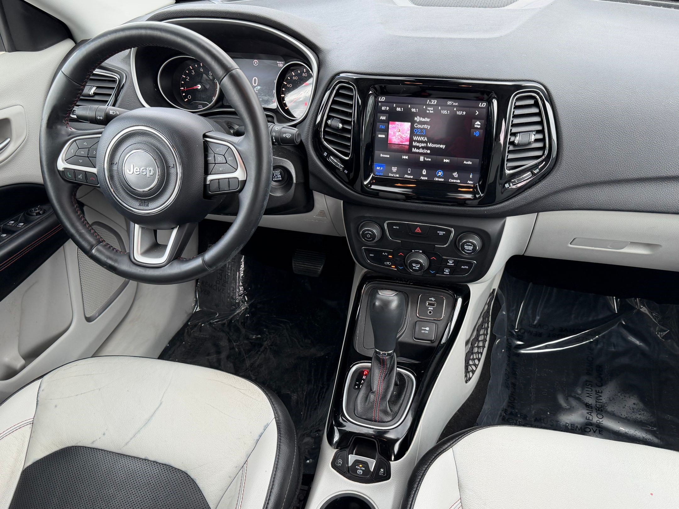 Used 2018 Jeep Compass Limited w/ Navigation Group AWD/4WD image 46