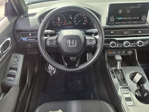 Used 2025 Honda Civic Sport image 13