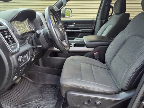 Used 2019 RAM 1500 Big Horn image 8