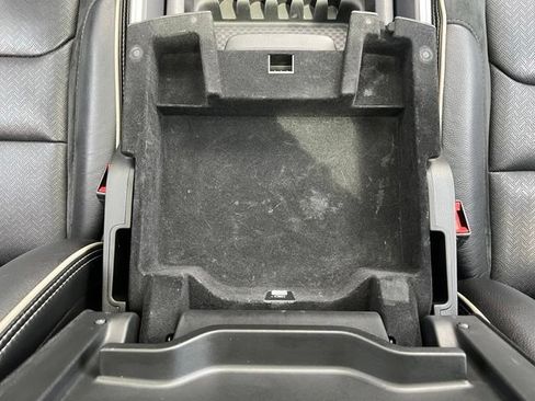 Used 2019 RAM 1500 Laramie AWD/4WD image 33