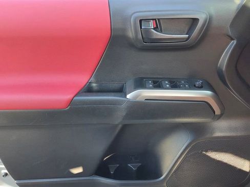 Used 2023 Toyota Tacoma 2WD Double Cab image 27