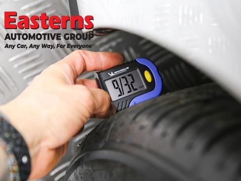 Used 2025 Ford Mustang Coupe RWD image 26