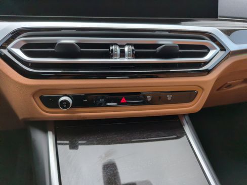 Certified 2023 BMW i4 eDrive35 RWD image 17