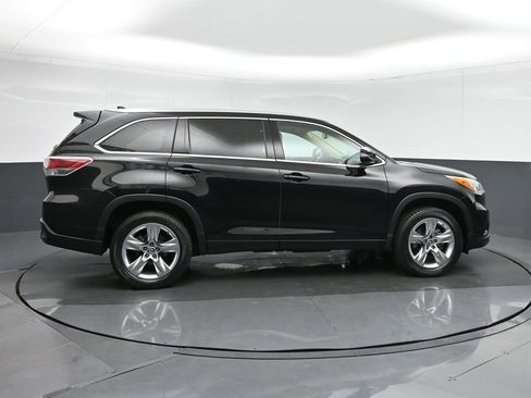 Used 2016 Toyota Highlander Limited image 8