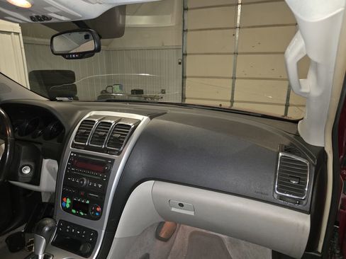 Used 2008 GMC Acadia SLT w/ Convenience Package image 35