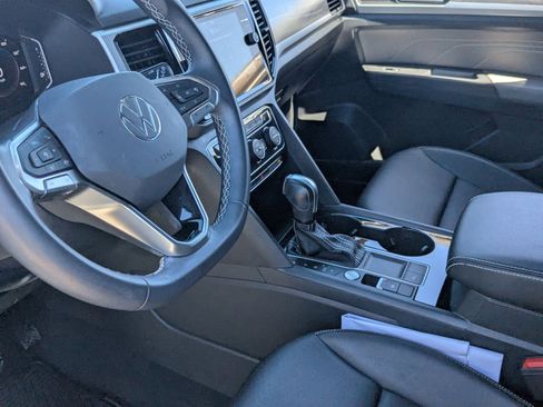 Used 2023 Volkswagen Atlas Cross Sport SE w/ Black Wheel Package image 16