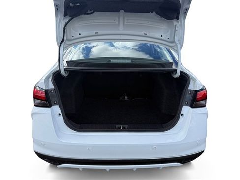 Used 2024 Nissan Versa S w/ S Plus Package image 19