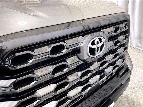 Used 2024 Toyota Tundra Platinum image 7