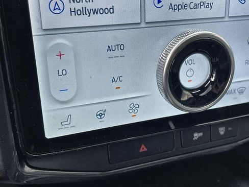 Used 2023 Ford Expedition Limited image 27