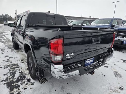 Used 2022 Toyota Tacoma SR5 image 6