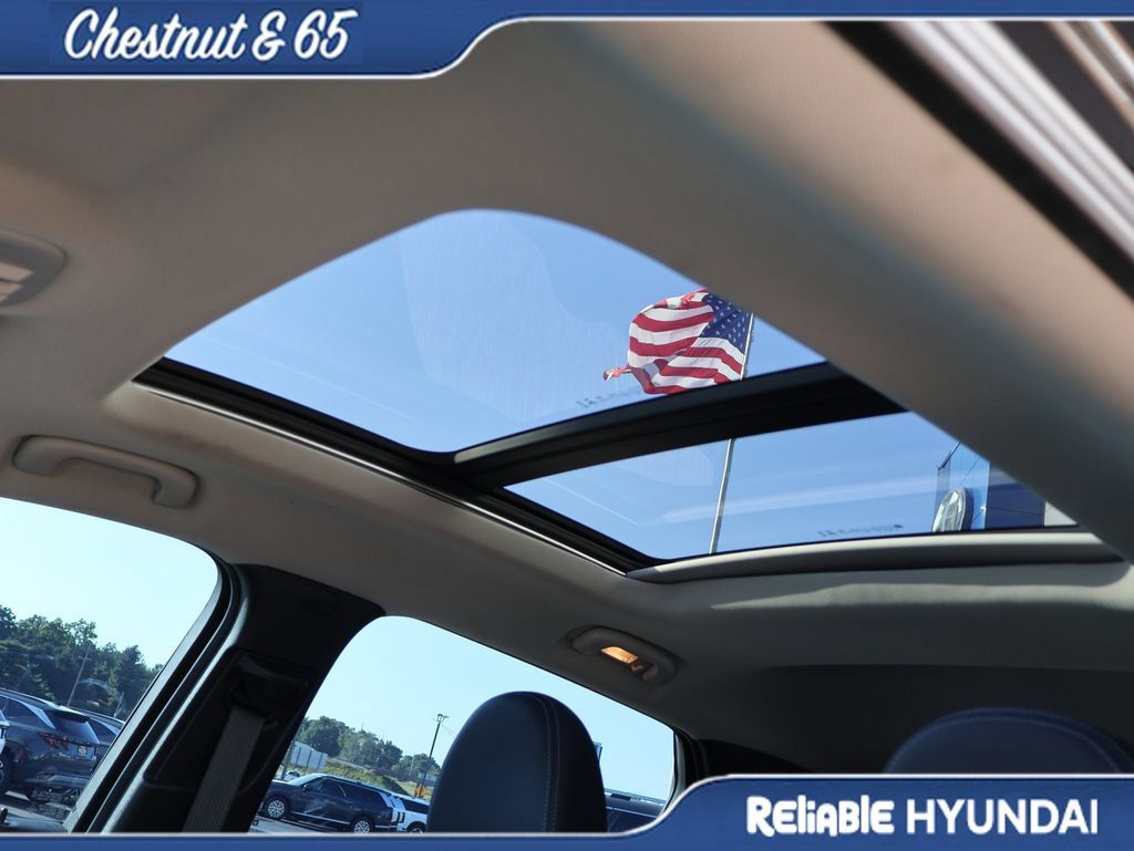 Used 2023 Chevrolet Bolt EUV Premier w/ Sun & Sound Package FWD image 25