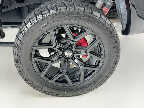 Used 2023 Ford F150 Lariat w/ Equipment Group 502A High image 33