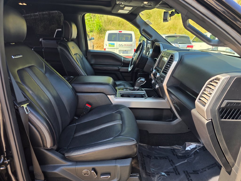 Used 2020 Ford F150 Platinum w/ Equipment Group 701A Luxury AWD/4WD image 31