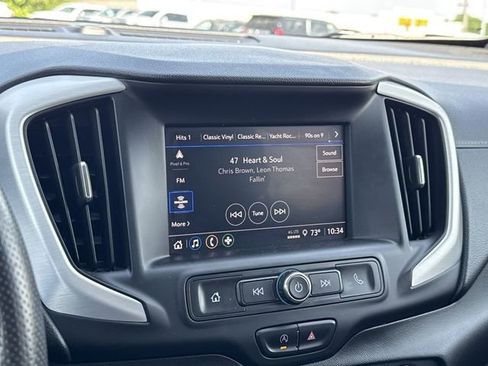 Used 2023 GMC Terrain SLE w/ Driver Convenience Package FWD image 17