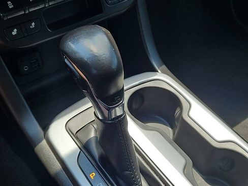 Used 2022 Chevrolet Colorado ZR2 AWD/4WD image 25