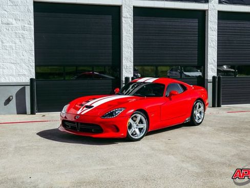 Used 2014 SRT Viper SRT-10 w/ Grand Touring Package RWD image 40