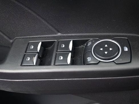 Used 2022 Ford Escape SE w/ Cold Weather Package image 7