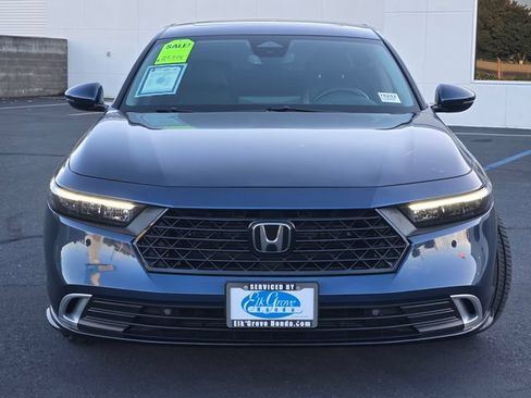 Used 2024 Honda Accord Touring image 2