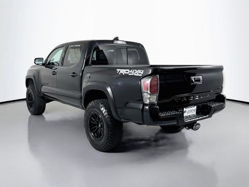 Used 2020 Toyota Tacoma TRD Off-Road w/ TRD Premium Off Road Package AWD/4WD image 7