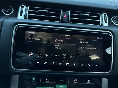 Used 2018 Land Rover Range Rover HSE image 24