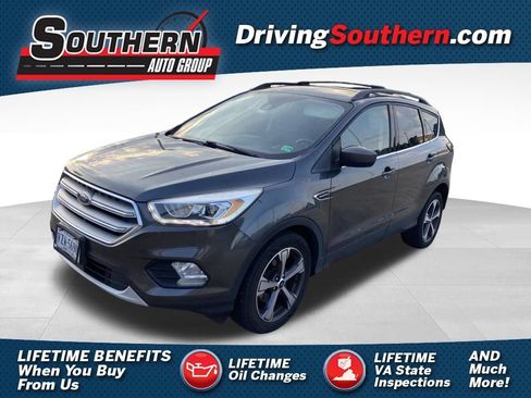 Used 2018 Ford Escape SEL w/ Ford Safe & Smart Package FWD image 1