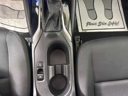 Used 2024 Toyota Corolla LE image 38