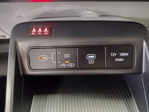Certified 2024 Hyundai Kona SEL FWD image 27