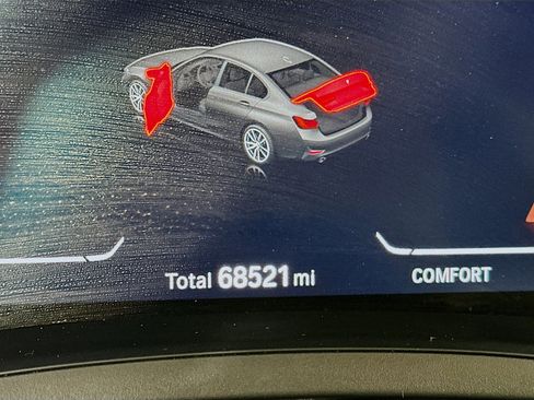 Used 2021 BMW 330i Sedan w/ Convenience Package RWD image 19