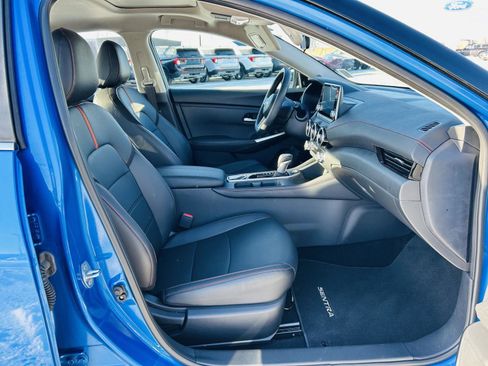 Used 2024 Nissan Sentra SR w/ SR Premium Package image 33