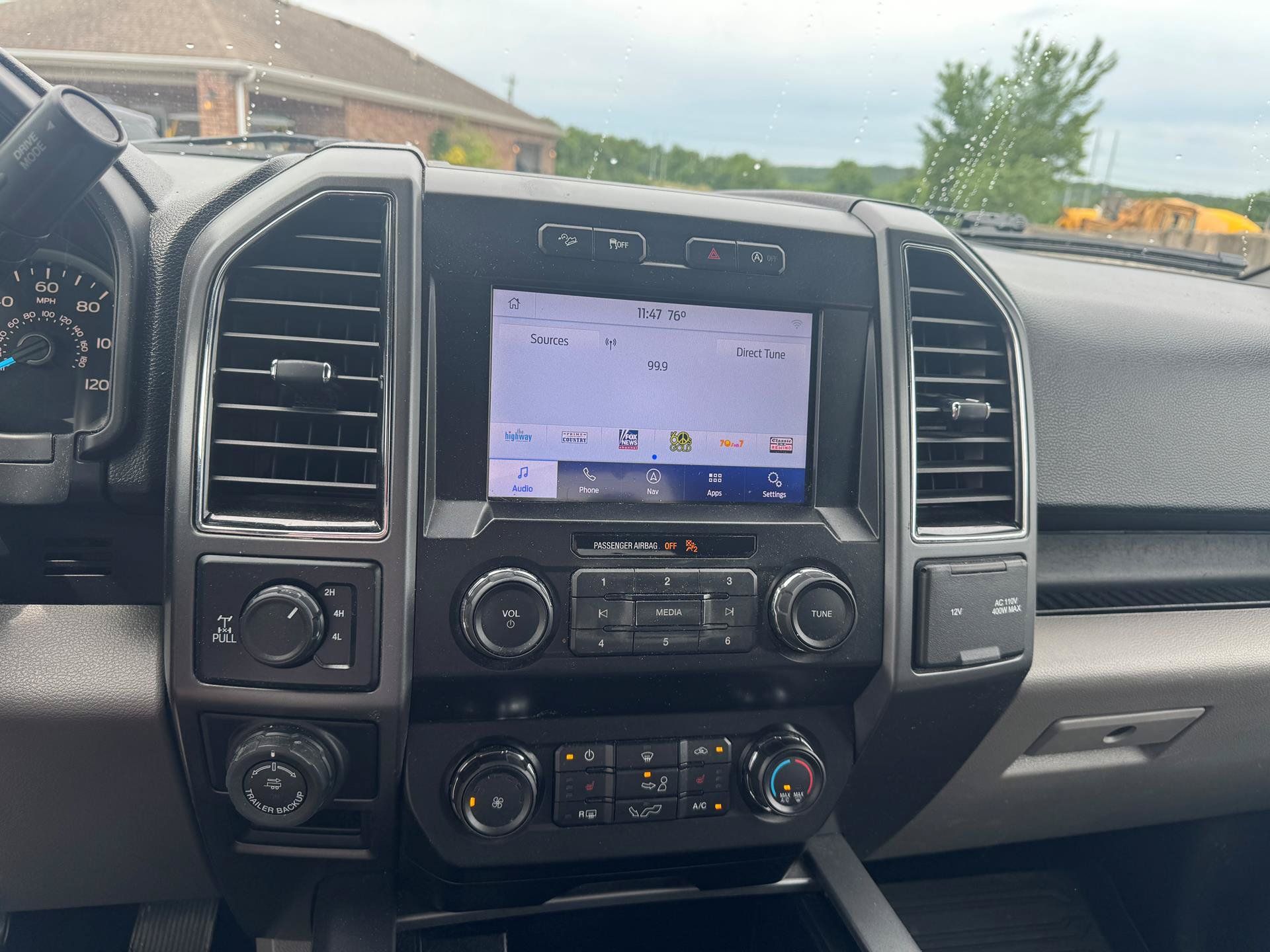 Used 2020 Ford F150 XLT w/ Equipment Group 302A Luxury AWD/4WD image 19