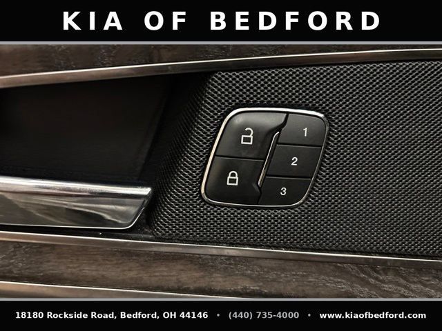 Used 2020 Lincoln Nautilus Reserve AWD/4WD image 12