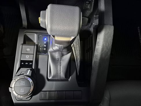 New 2025 Toyota Tacoma SR5 image 34